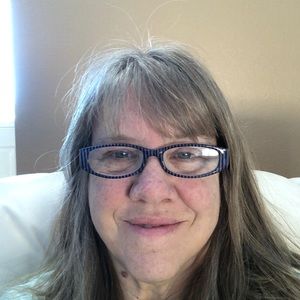 Meet your Posher, Julie